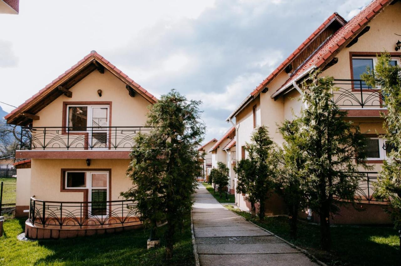 Hotel,Villas & Events Bran Bran (Brasov) Eksteriør billede