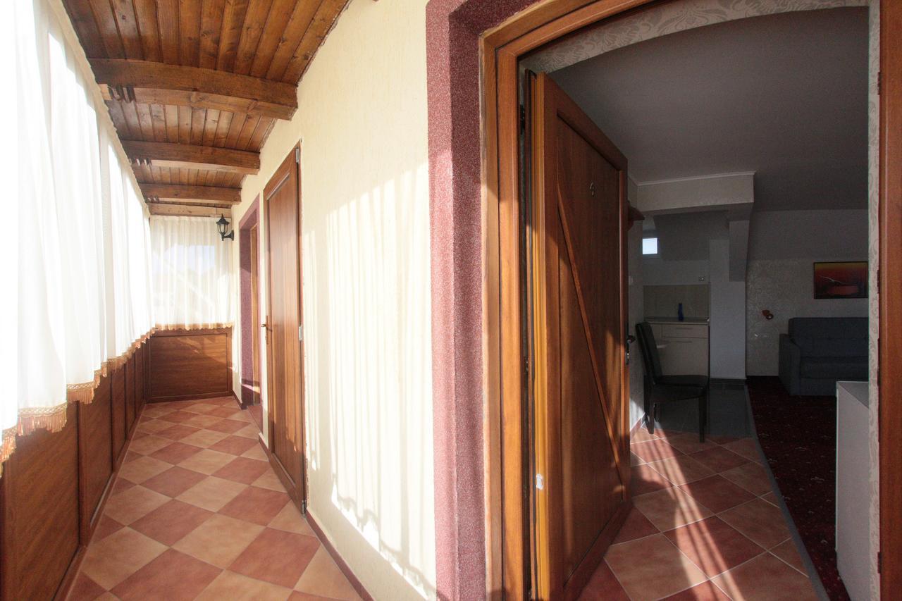 Hotel,Villas & Events Bran Bran (Brasov) Eksteriør billede